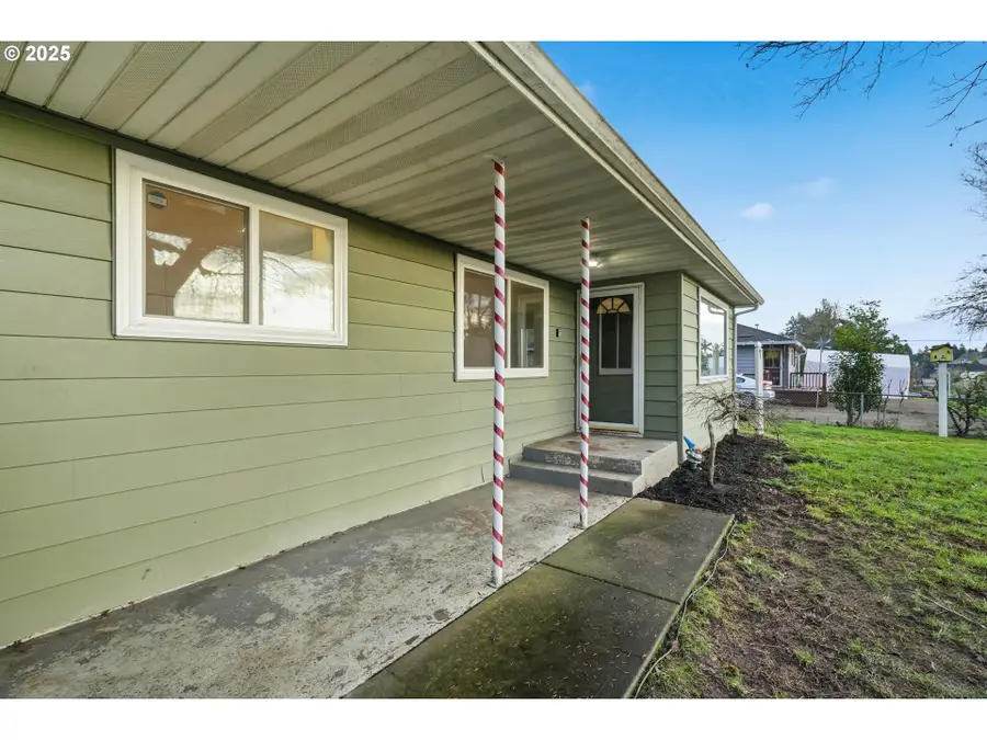 2308 NE 51st St, Vancouver, WA 98663 - Image #2