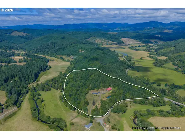 97733 Gravelford Ln, MyrtlePoint, OR 97458