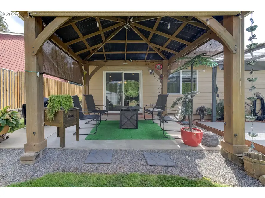 16 NW 23rd St, Battle Ground, WA 98604 - Image #2