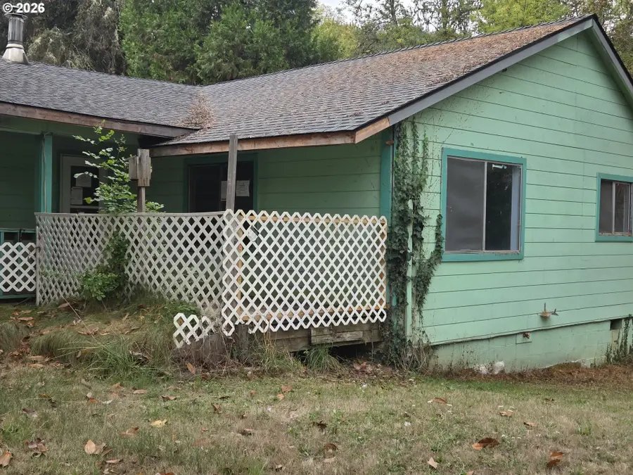 5021 Buckhorn Rd, Roseburg, OR 97470 - #2