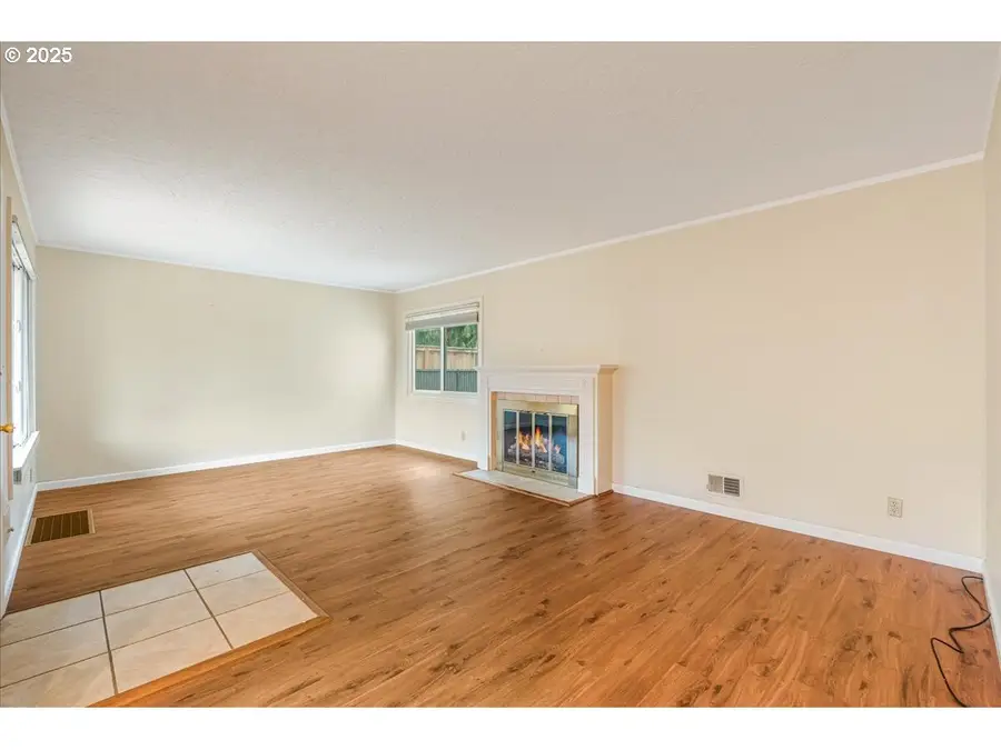 5925 NE 27th Ave, Portland, OR 97211 - Image #3