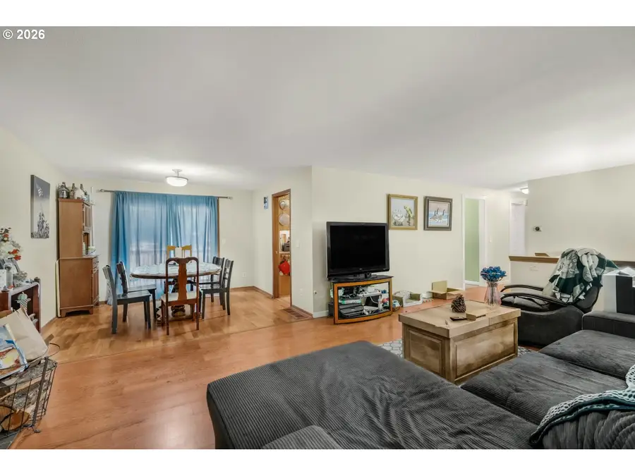 22225 SE Peggy Ann Dr, Damascus, OR 97089 - #2
