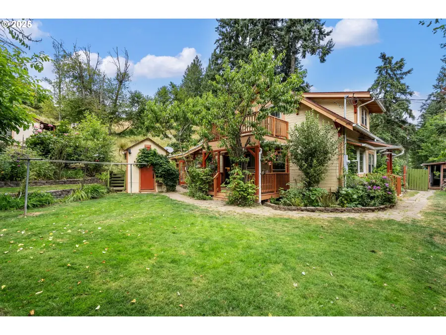 51557 SW Em Watts Rd, Scappoose, OR 97056 - Image #2