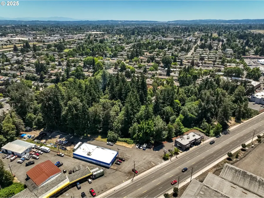 2557 Hummingbird St Ne, Salem, OR 97301 - Image #3