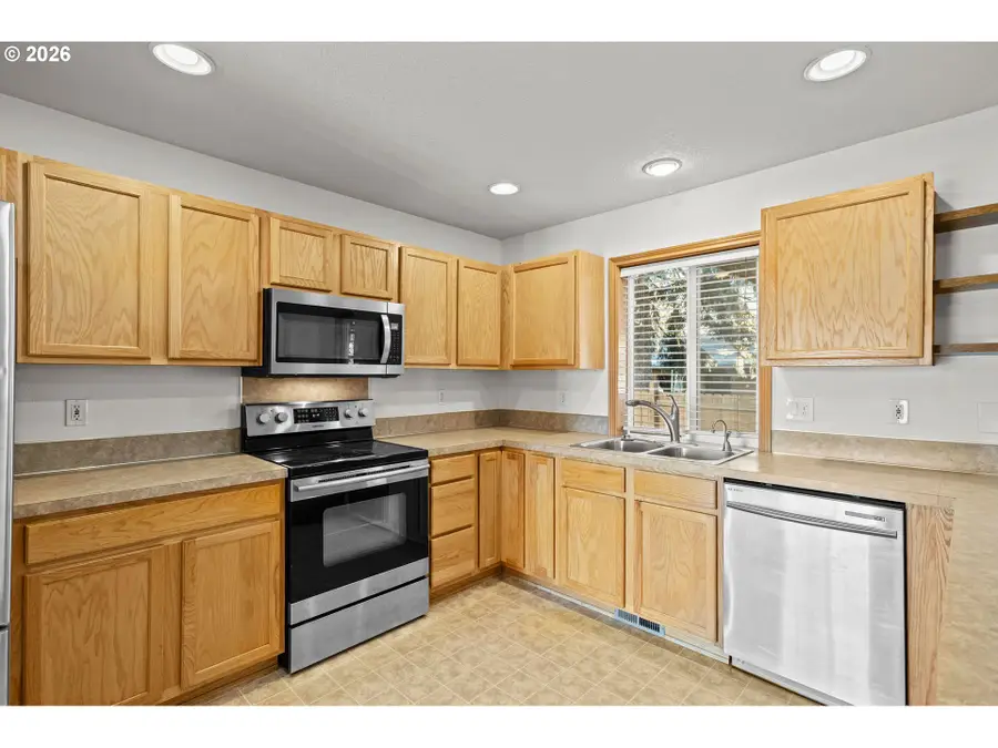 9713 NW 26th Ct, Vancouver, WA 98665 - Image #3