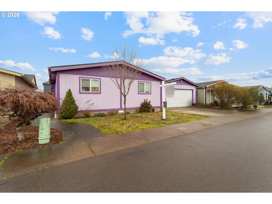 483 Rye St, Woodburn, OR 97071 - #2