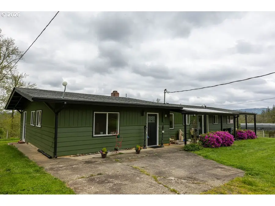 40235 Rainbow Dr, Scio, OR 97374 - #3