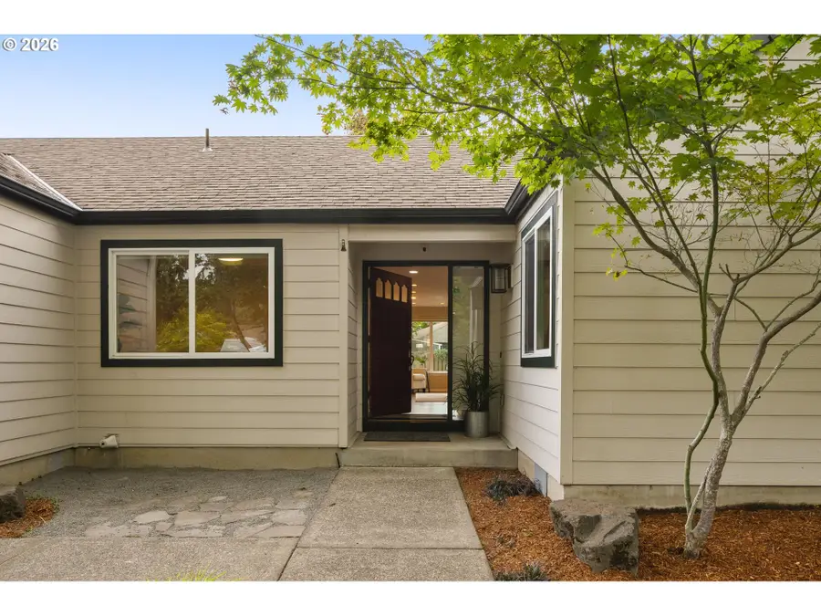 16960 NW Coburg Ct, Beaverton, OR 97006 - #2