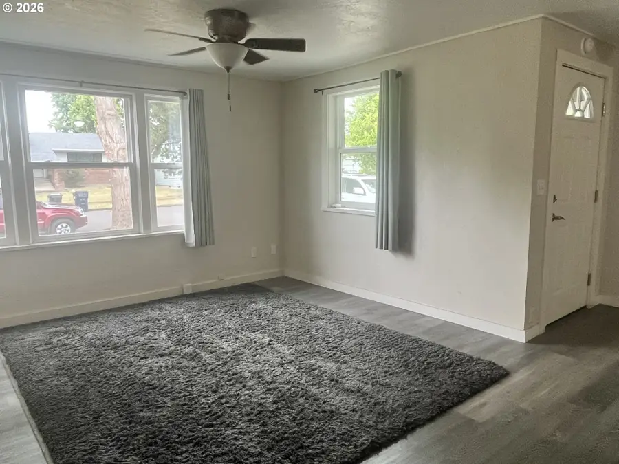 1453 C St, Springfield, OR 97477 - #2