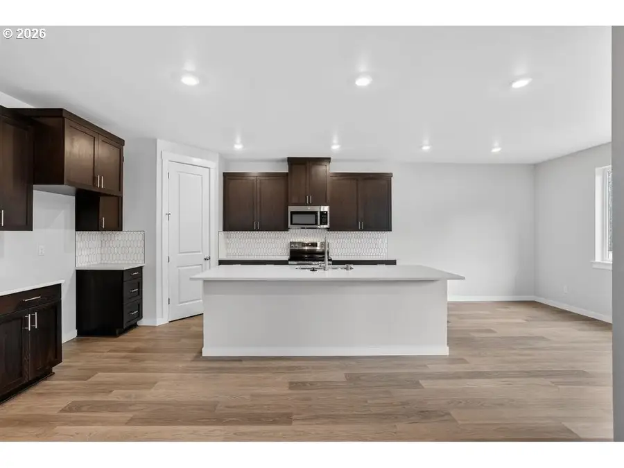 3107 SW 4th Ave, Battle Ground, WA 98604 - #2