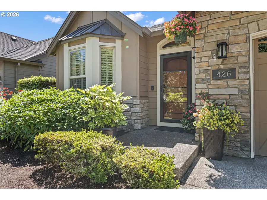 426 Troon Ave, Woodburn, OR 97071 - #3