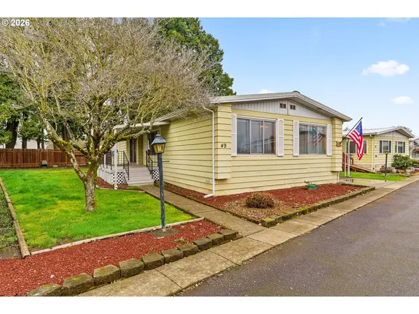 1225 W 10th Ave #49, JunctionCity, OR 97448