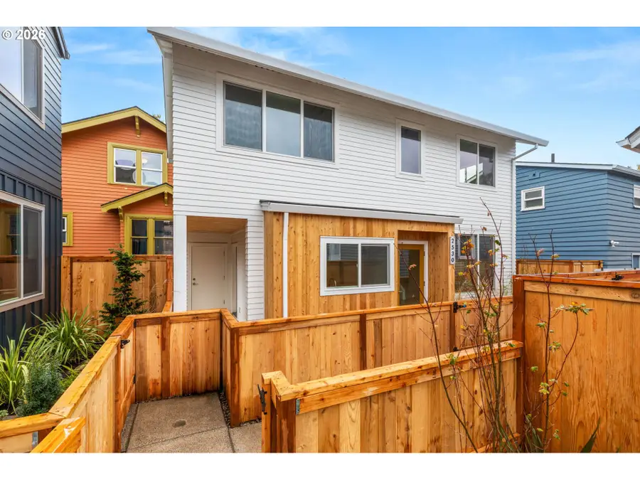 2530 SE 18th Ave, Portland, OR 97202 - #2
