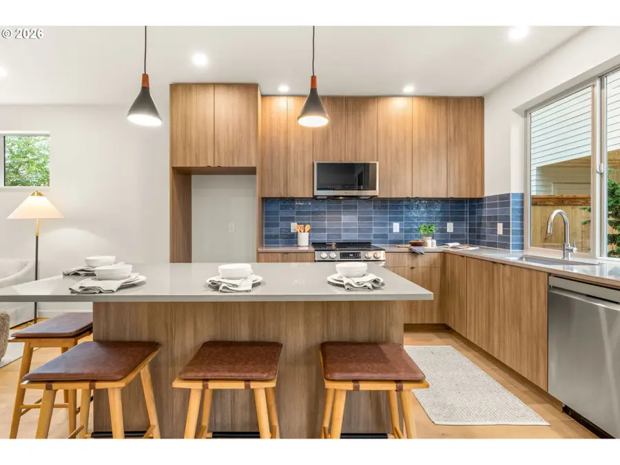 2530 SE 18th Ave, Portland, OR 97202 - #3