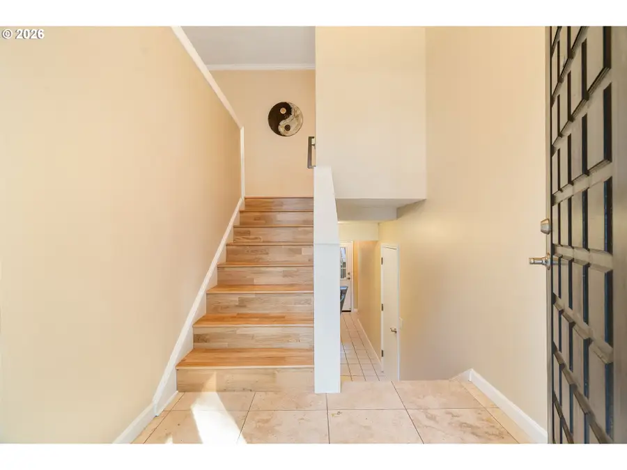 7422 SW 37th Ave, Portland, OR 97219 - #2