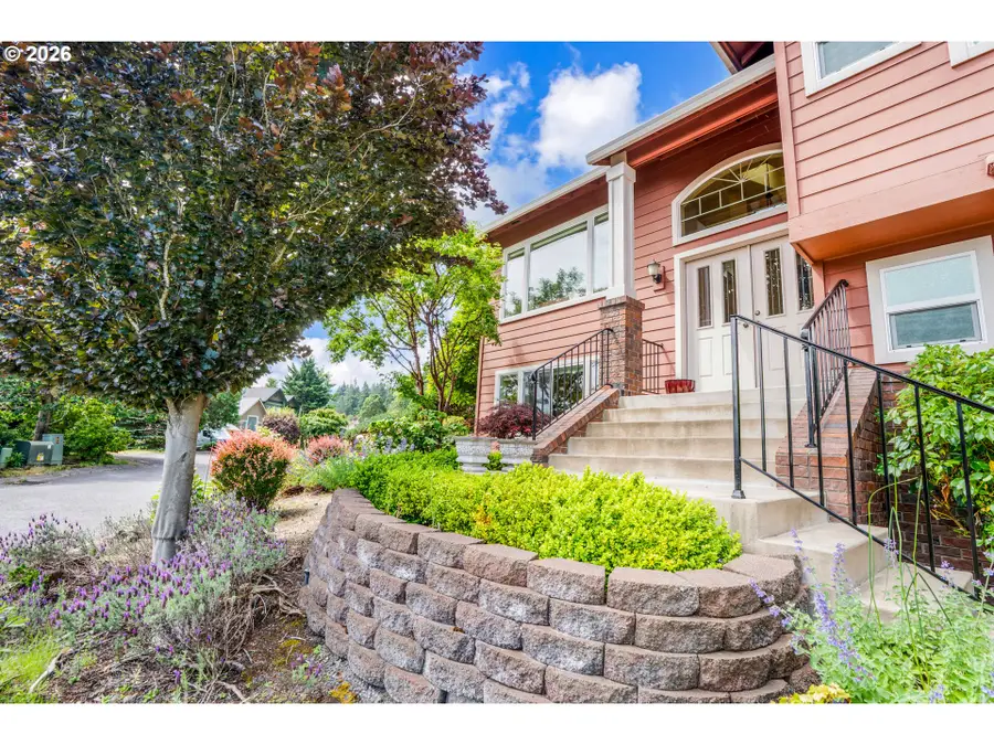 3363 Bentley Ave, Eugene, OR 97405 - #2