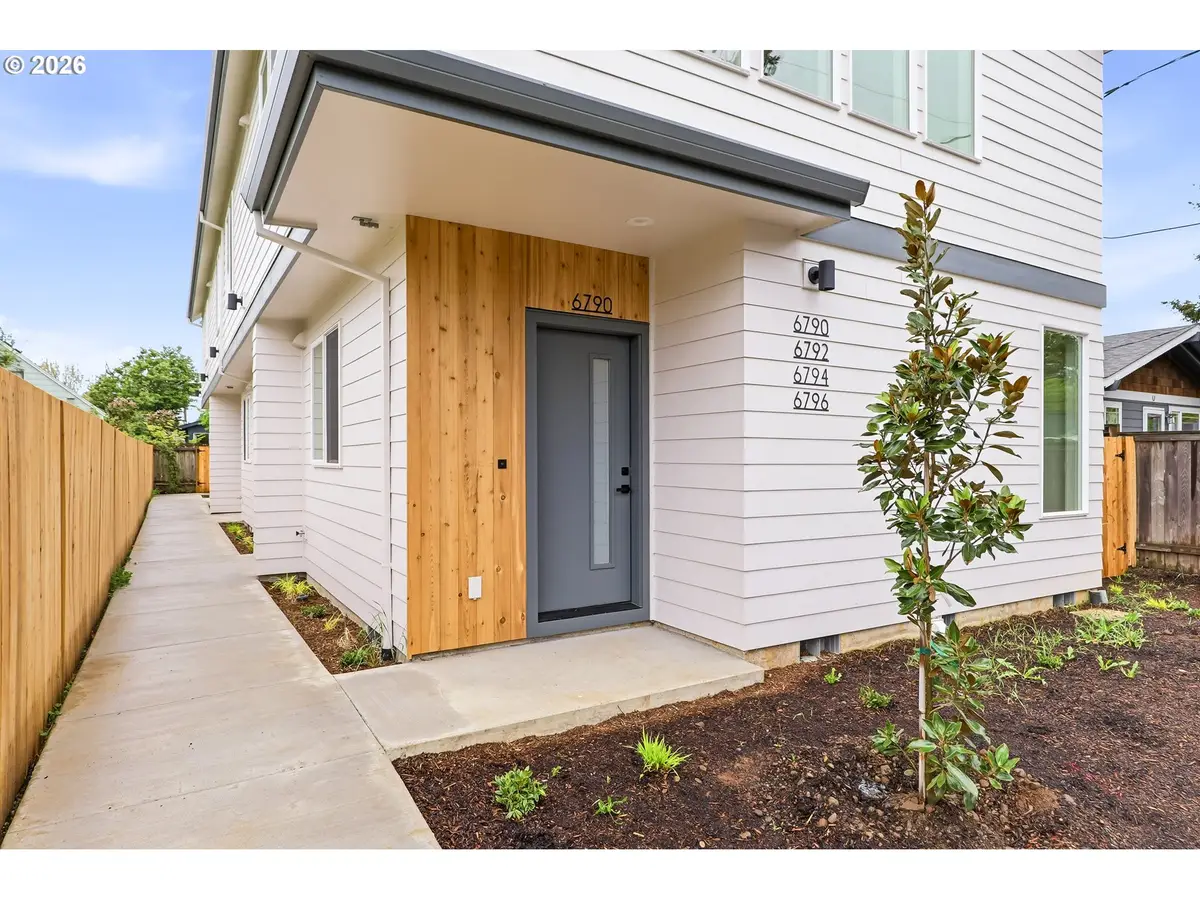6794 SE Insley #3, Portland, OR 97206 - #1