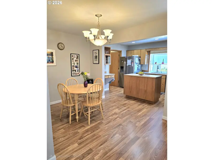 13205 NW 14th Ave #B, Vancouver, WA 98685 - Image #2