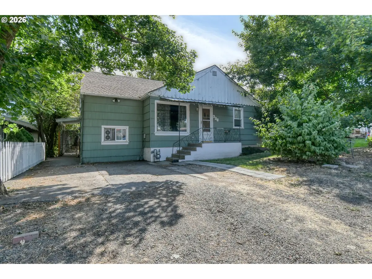 338 W High St, Athena, OR 97813 - #1