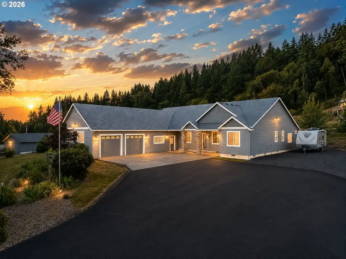 805 Insel Rd, Woodland, WA 98674 - #1