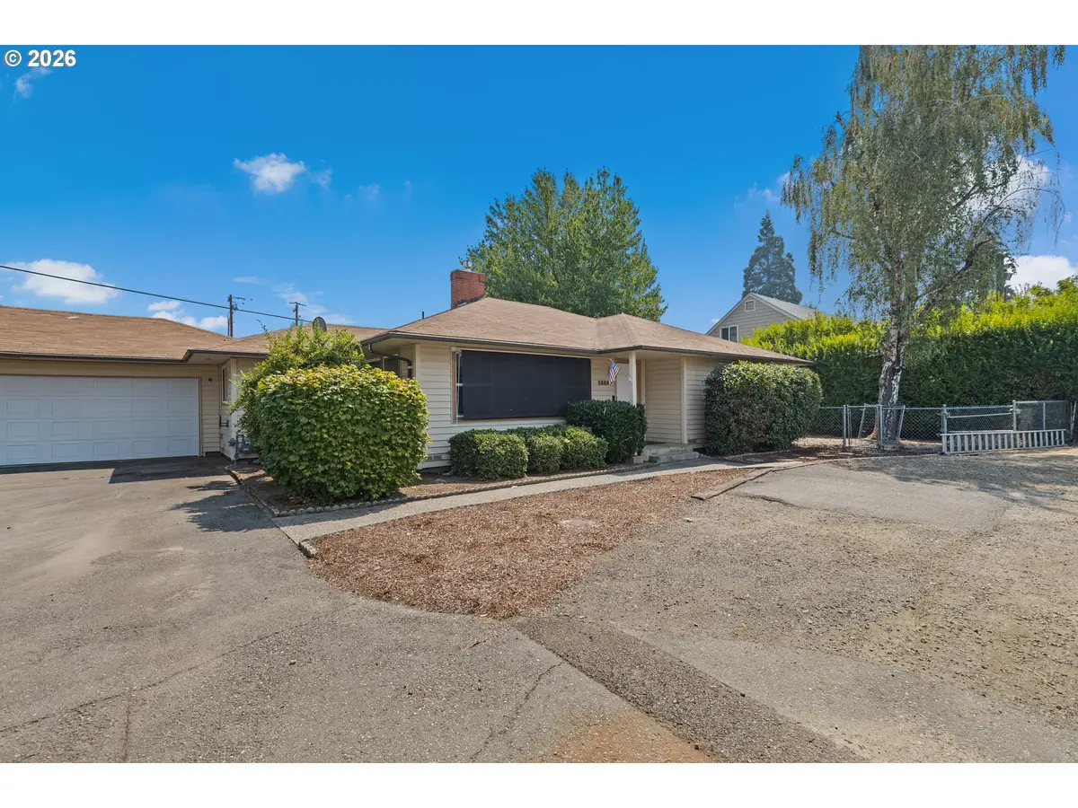 1161 NW Ellis St, Roseburg, OR 97471 - #1
