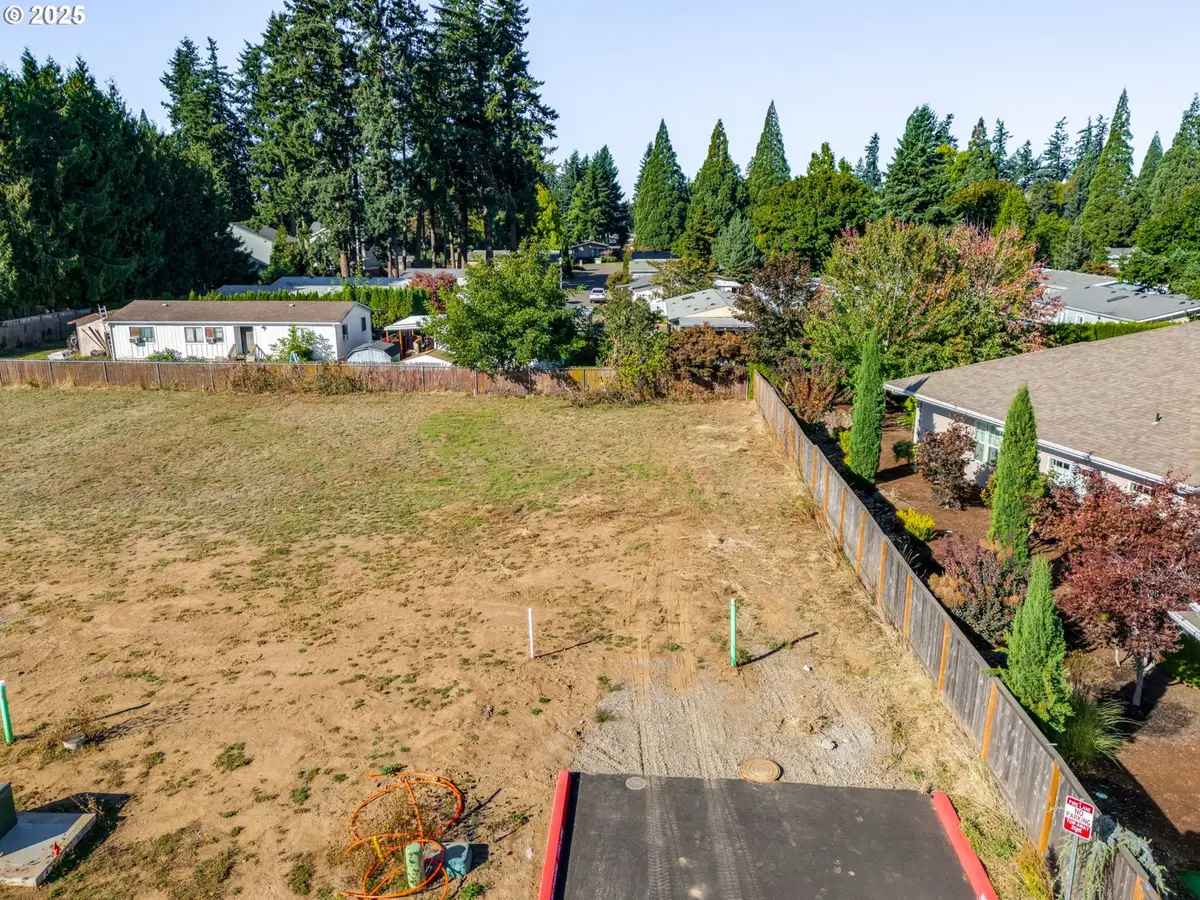 442 SW 15th Ave #15, Canby, OR 97013 - Image #1