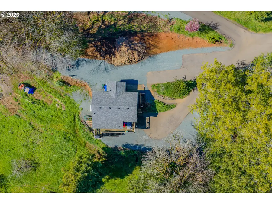 55593 Glen Aiken Creek Rd, Coquille, OR 97423 - #2