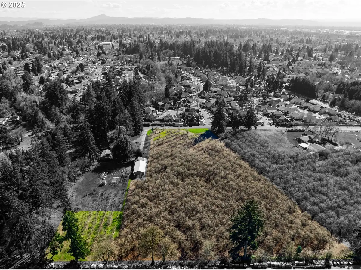 E Beacon Dr, Eugene, OR 97404 - Image #1