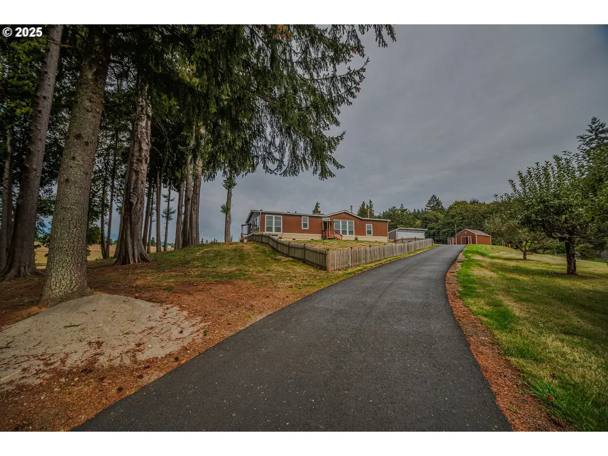 76171 Delena Mayger Rd, Rainier, OR 97048 - Image #1