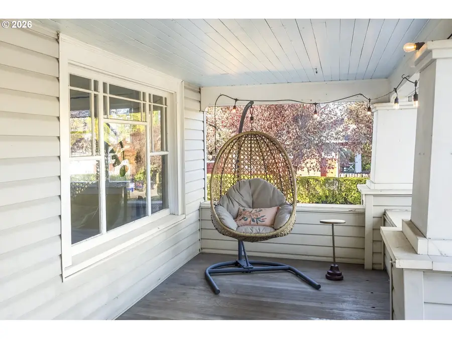 3841 NE 74th Ave, Portland, OR 97213 - #3