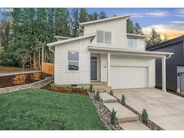 296 NW Mawrcrest Ave, Gresham, OR 97030