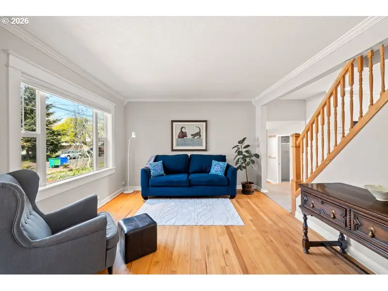 8260 N Wayland Ave, Portland, OR 97203 - #2