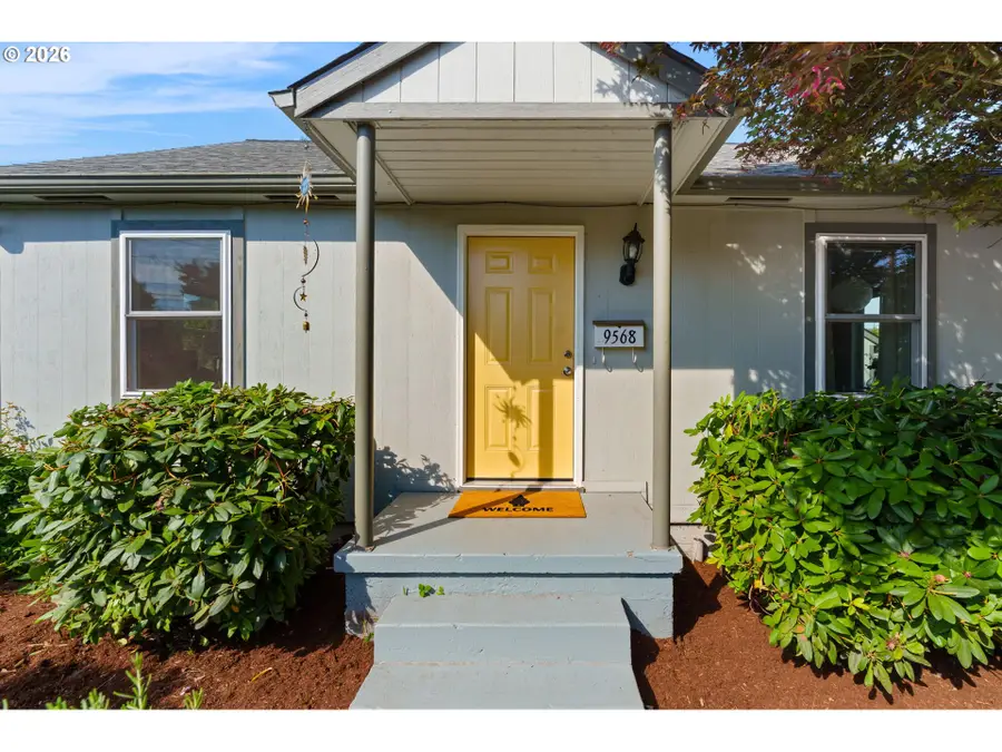 9568 N Ivanhoe St, Portland, OR 97203 - #3