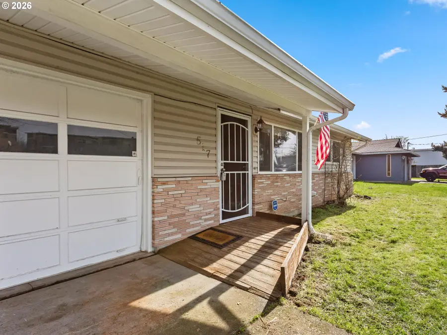 517 NE 106th Ave, Vancouver, WA 98664 - #3