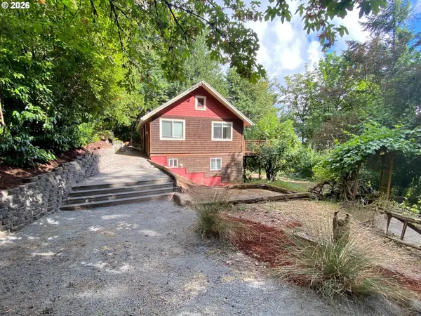 3840 SW Patton Rd, Portland, OR 97221