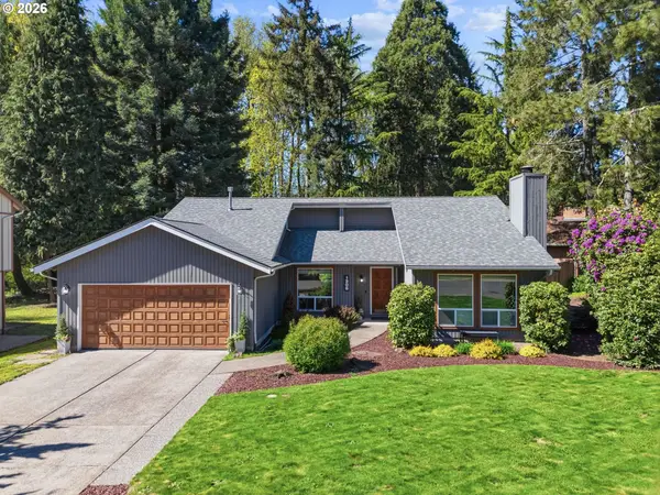 1306 Tamarisk Dr, WestLinn, OR 97068