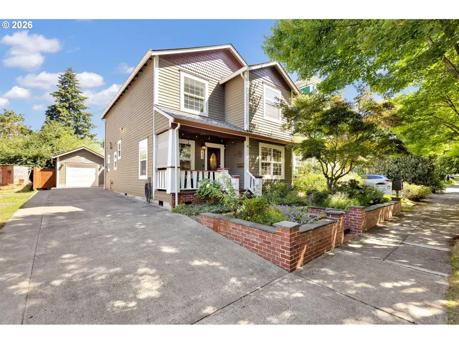 412 W 21st St, Vancouver, WA 98660 - #2