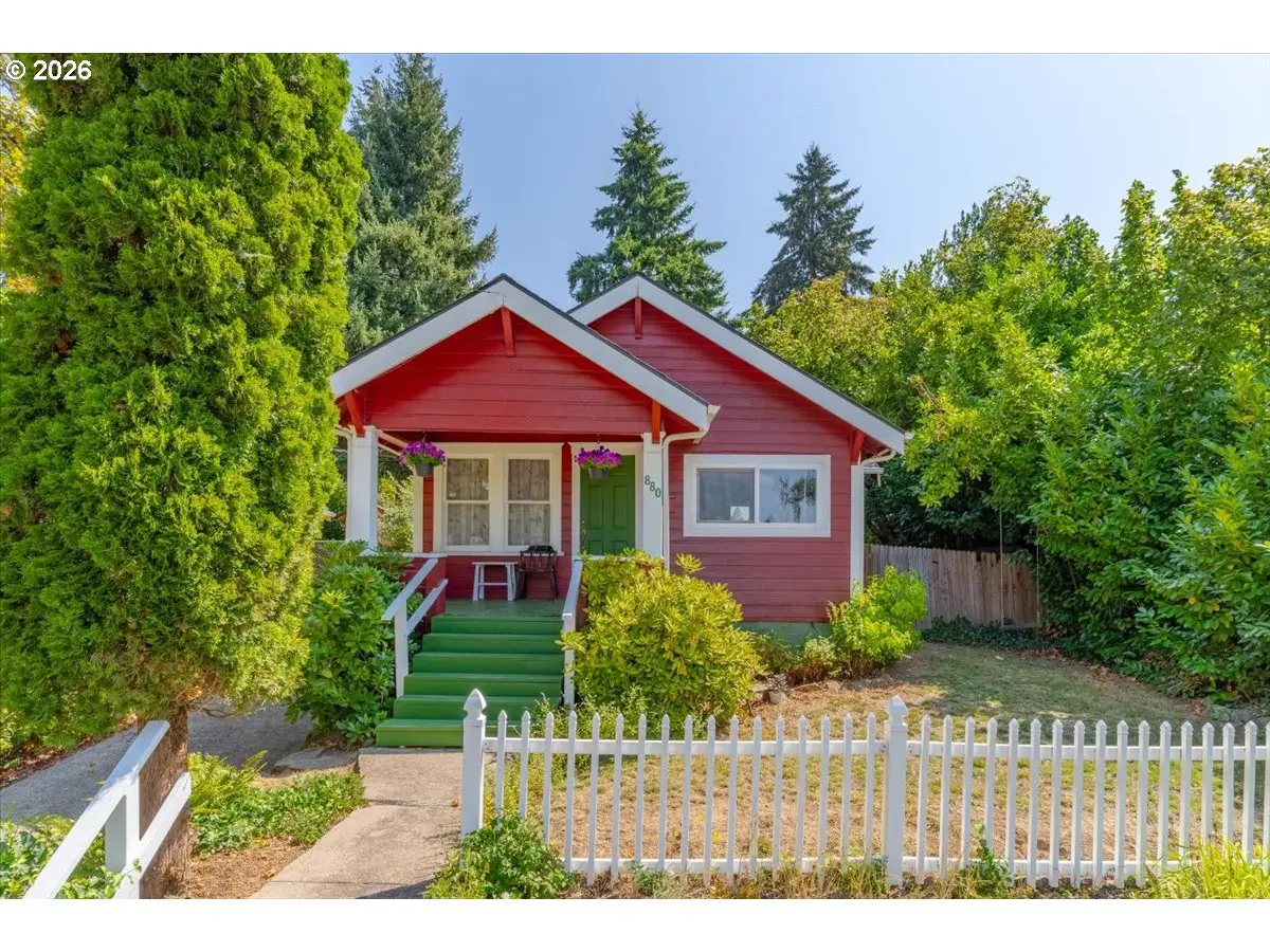 880 NE Thompson Ave, Salem, OR 97301 - #1