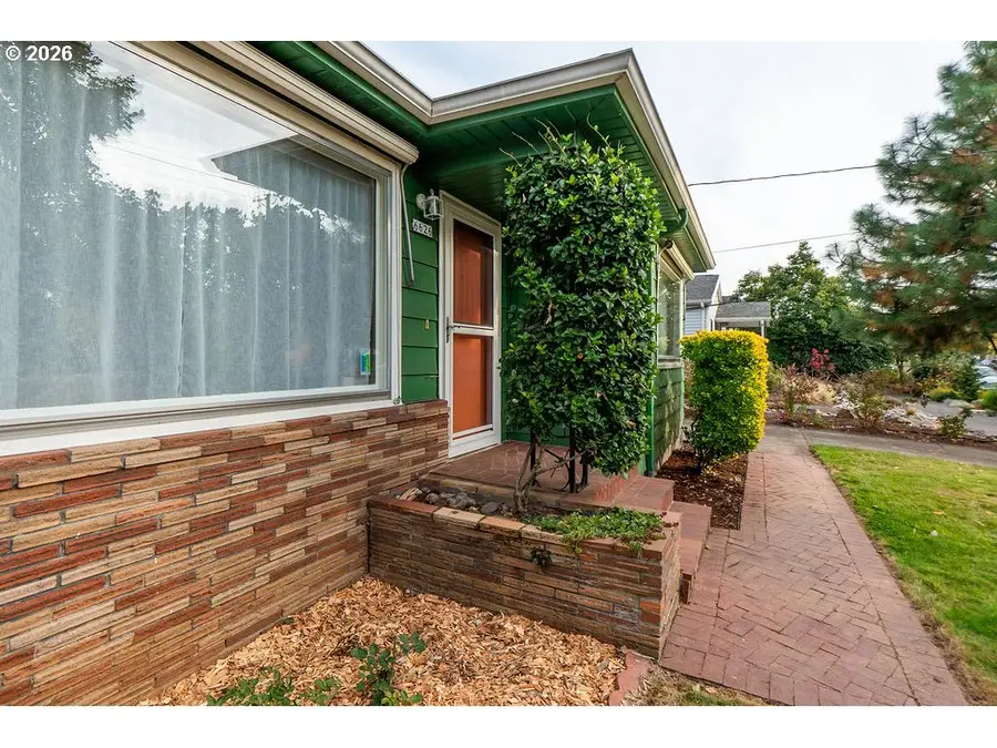 6626 N Denver Ave, Portland, OR 97217 - #3