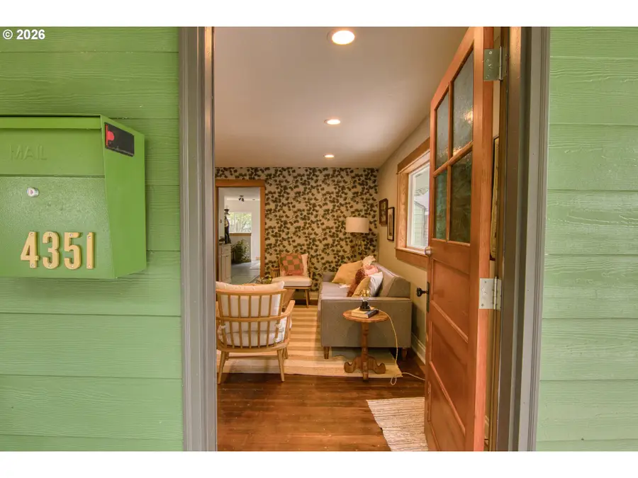 4351 NE 88th Ave, Portland, OR 97220 - #3