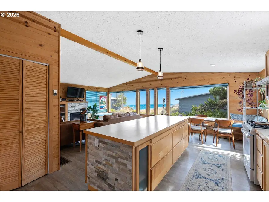 5970 El Mar Ct, Lincoln Beach, OR 97367 - #3