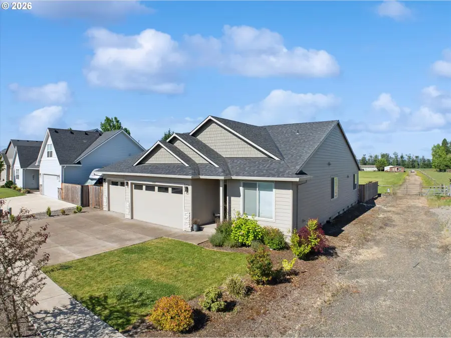 4722 Royal Dr, Albany, OR 97321 - #2