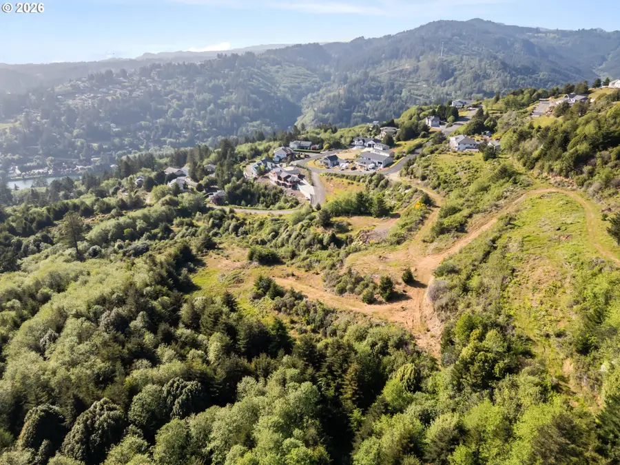 Crown Terrace Rd #1, Brookings, OR 97415 - #2