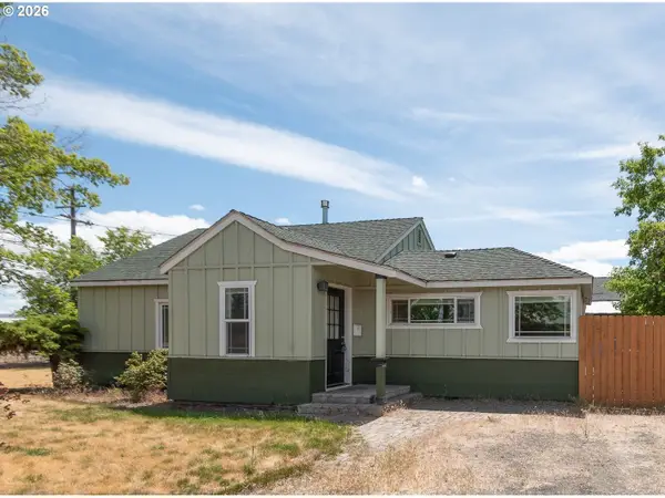 108 NW Dogwood Ave, Redmond, OR 97756