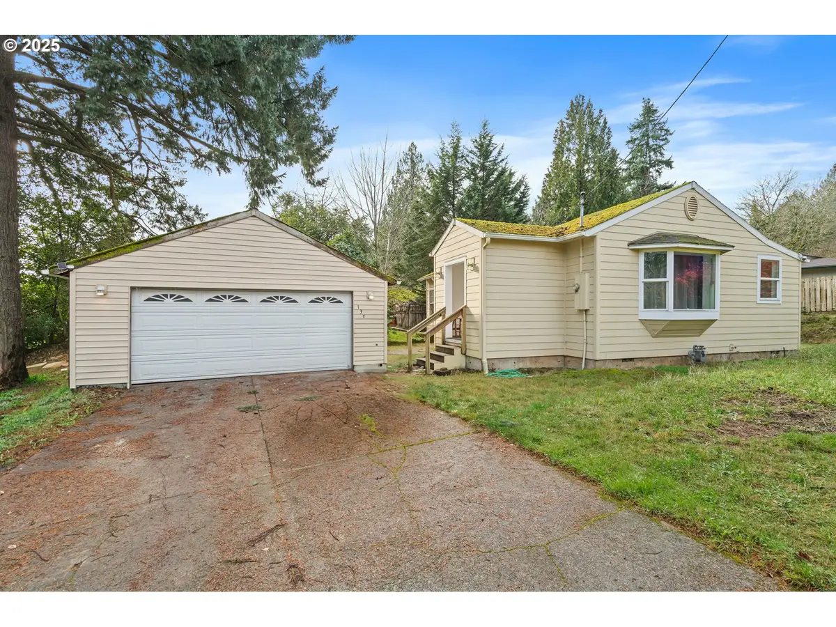 1375 SW Taylors Ferry Rd, Portland, OR 97219 - Image #1