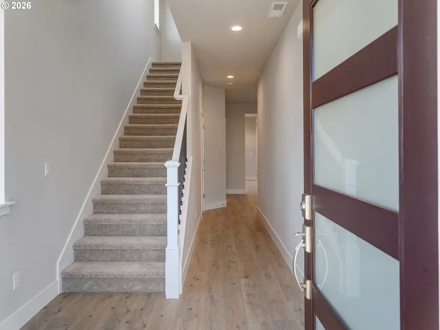 13858 SW 174th Ave, Beaverton Hillsboro, OR 97140 - Image #3