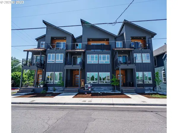 302 N Bridgeton Rd #A, Portland, OR 97217