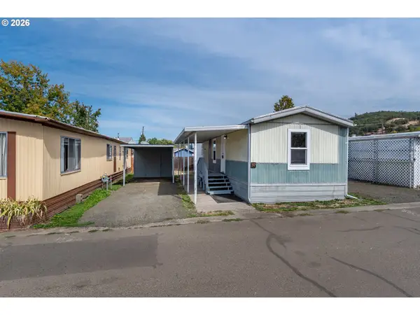 581 NE Alameda #37, Roseburg, OR 97470