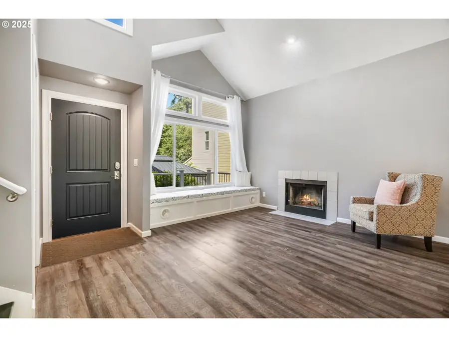 2418 SW Nebraska St, Portland, OR 97239 - #3