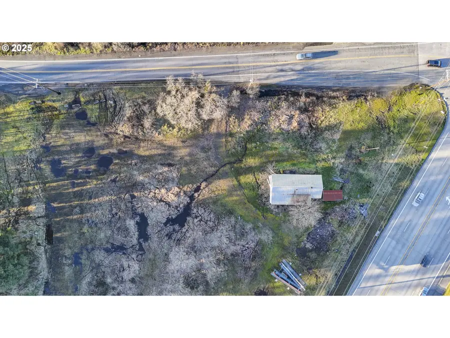 695 N Columbia River Hwy, Saint Helens, OR 97051 - Image #2